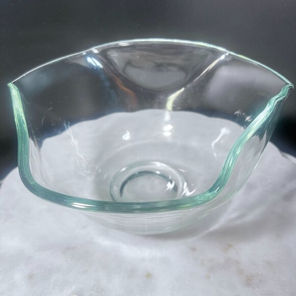 Mid Century Modern Clear Glass Bowl With Wavy Rim Hexagon Shaped Salad Bowl - Picture 2 of 7
